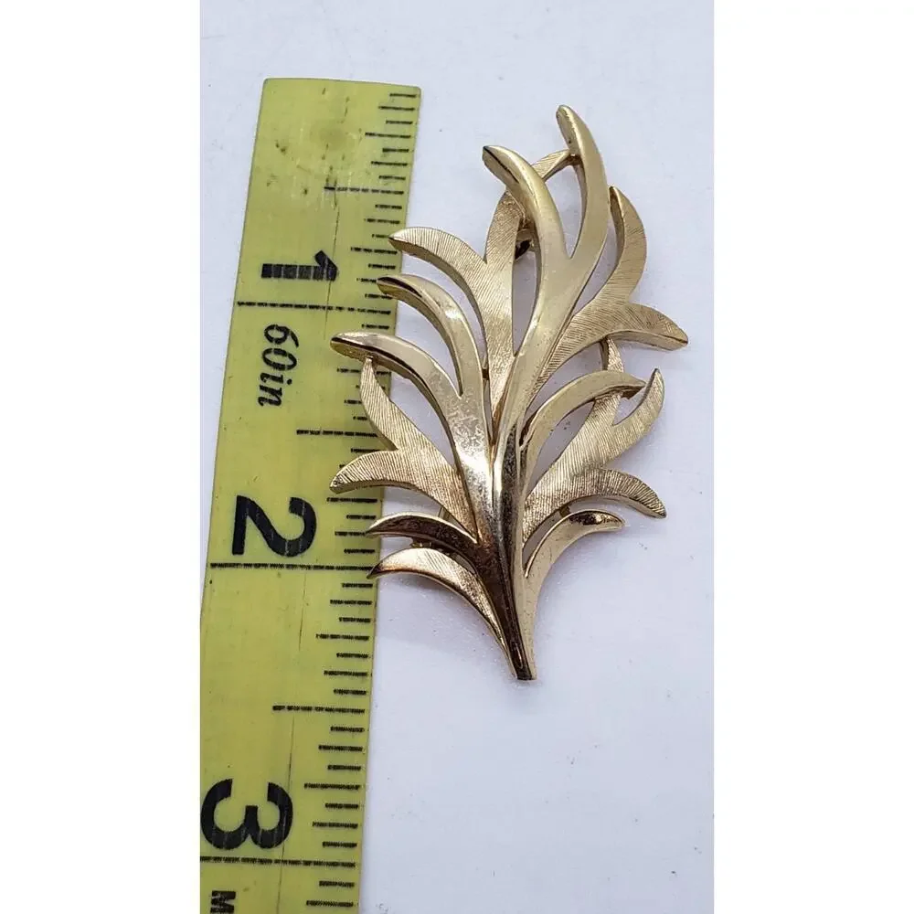 Vintage Trifari Brooch Gold Leaf shiny and matte textured mid century Signed